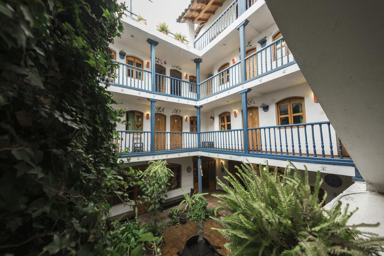 Hotel Dona Esther Otavalo